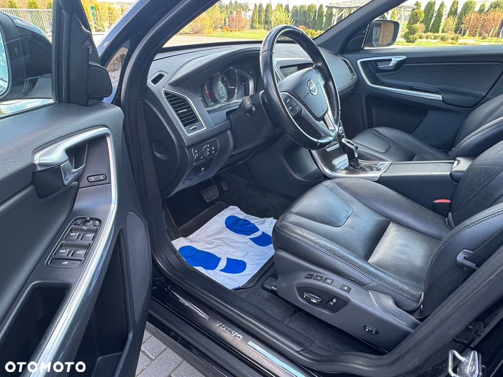 Volvo XC 60 D4 Geartronic Summum - 9