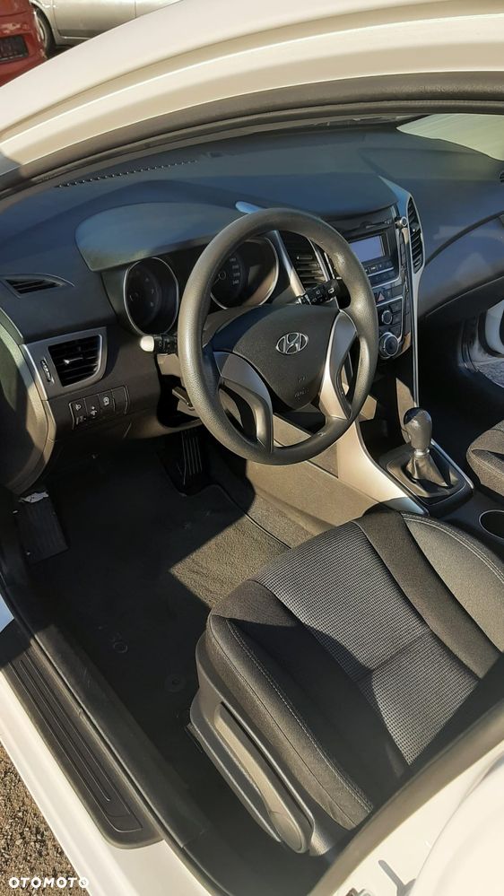 Hyundai i30 1.4 Classic - 14