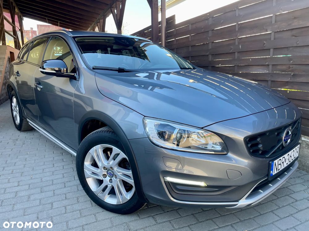 Volvo V60 Cross Country D3 Geartronic Momentum - 27