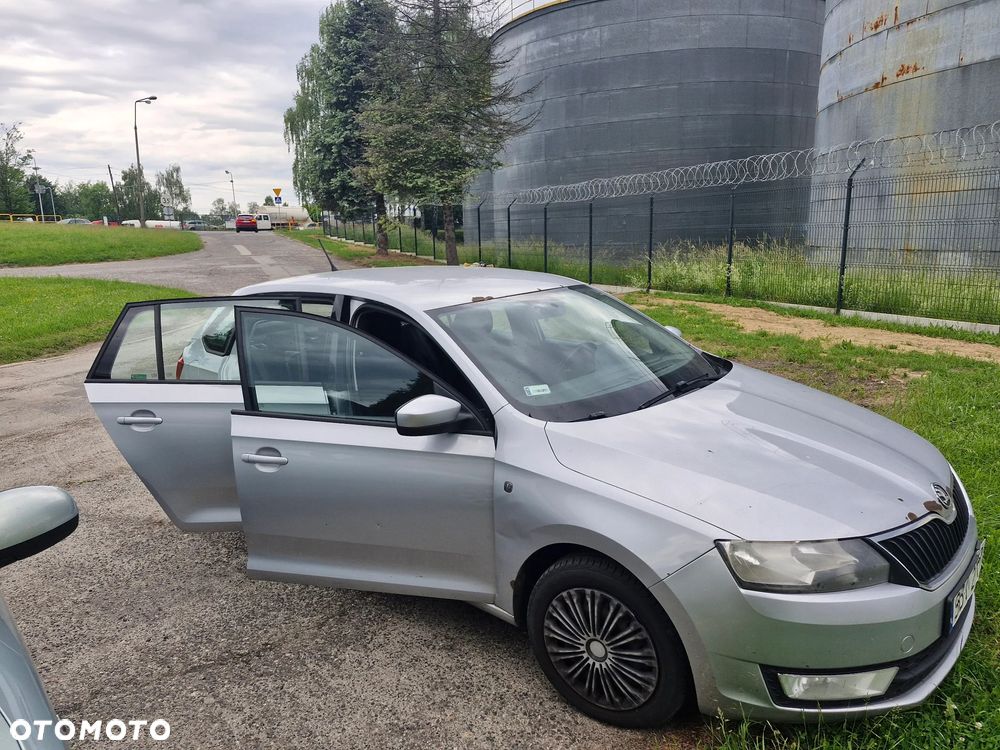Skoda RAPID 1.6 TDI DPF Active - 4