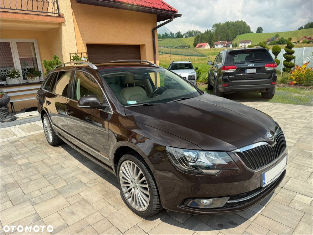 Skoda Superb 2.0 TDI 4x4 L&K DSG - 36
