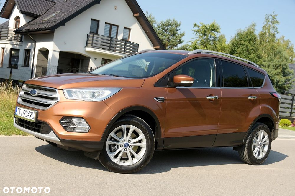 Ford Kuga 2.0 TDCi 2x4 Titanium - 30