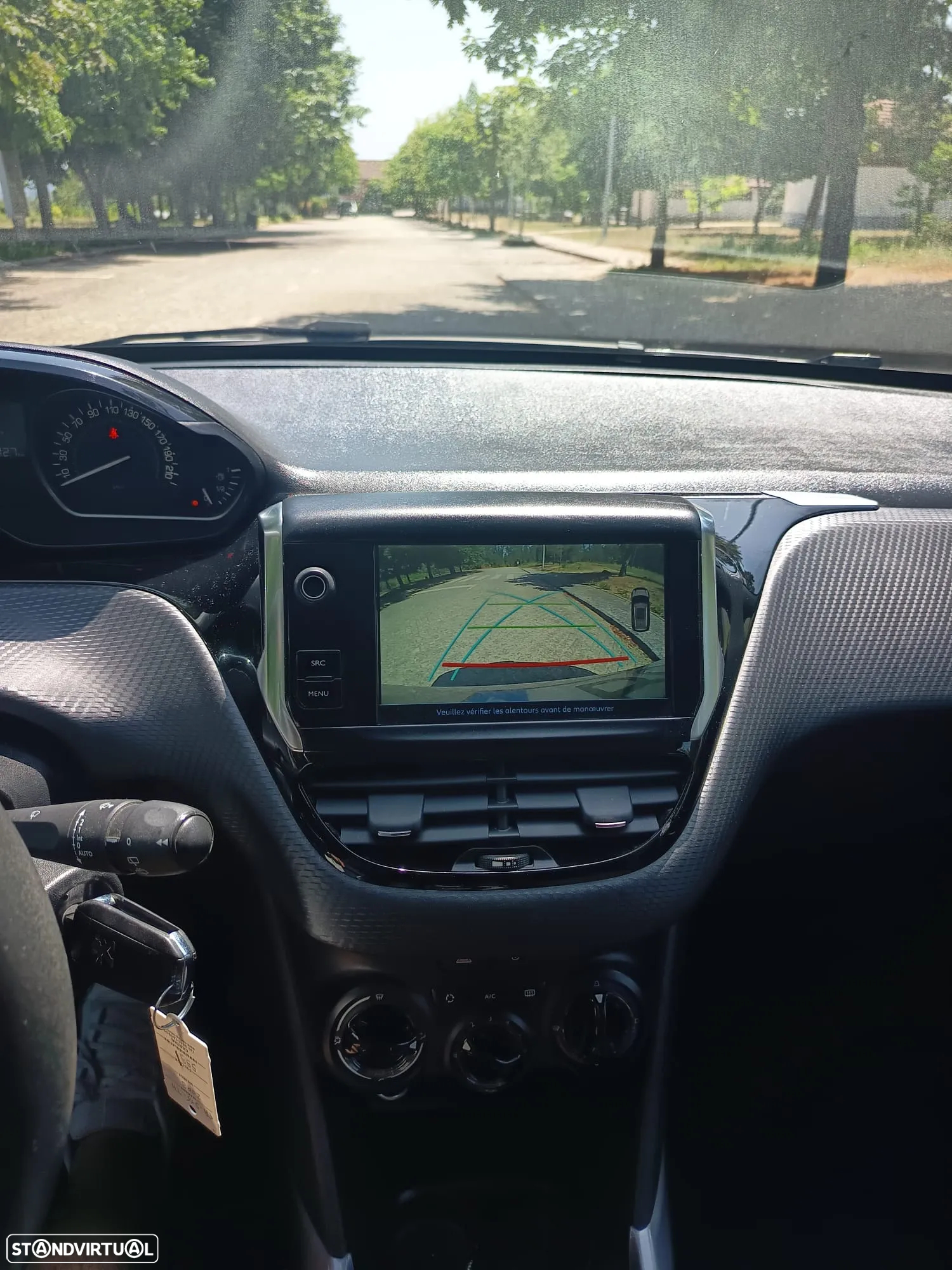 Peugeot 2008 1.2 PureTech Style - 13