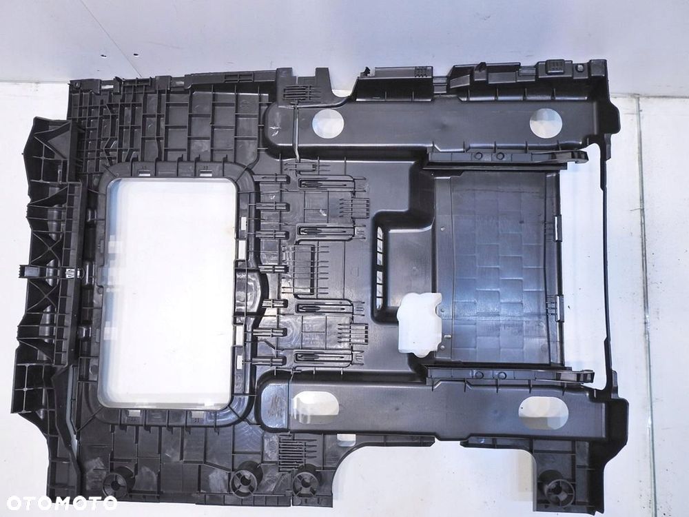 OSŁONA PODŁOGI PRAWY PRZÓD RENAULT SCENIC II - 8