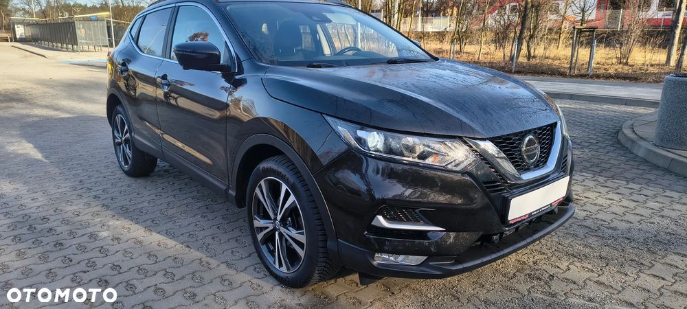 Nissan Qashqai 1.2 DIG-T N-Connecta Xtronic - 2