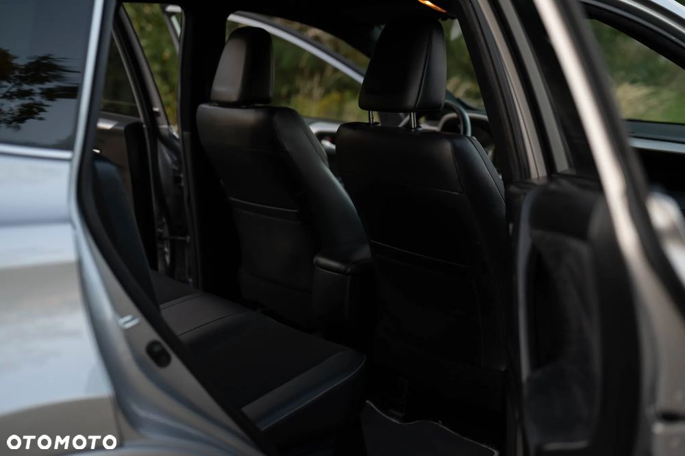 Toyota RAV4 Hybrid Selection 4x2 - 15