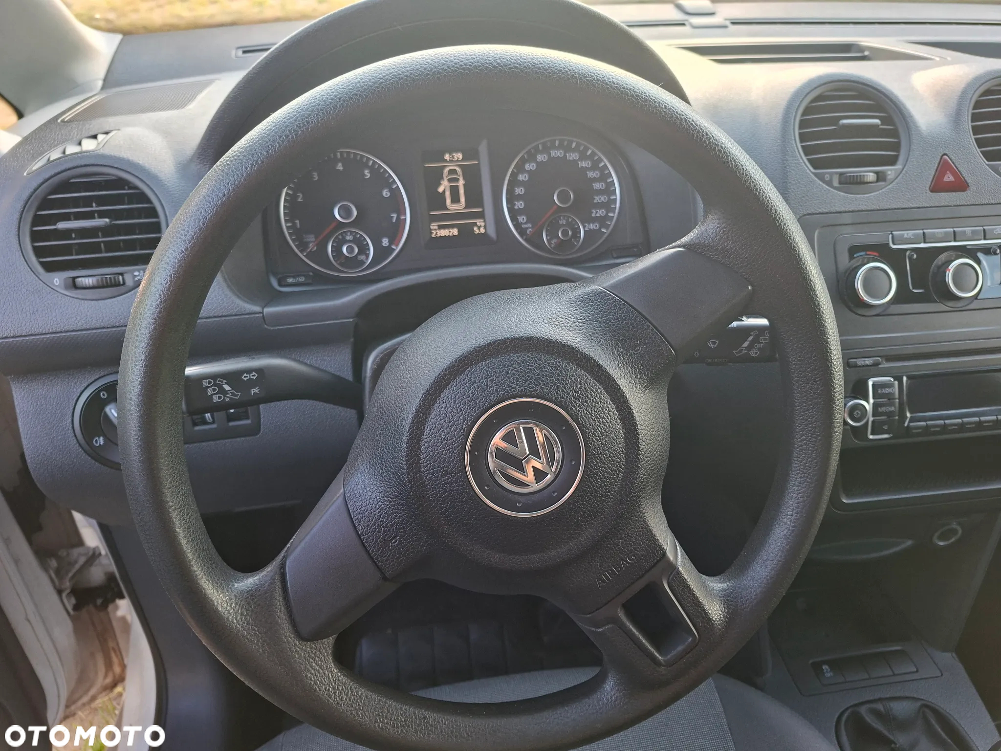 Volkswagen Caddy - 13
