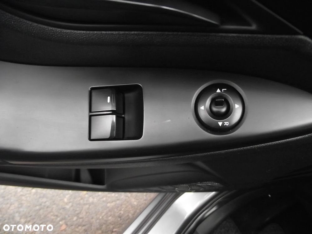Hyundai ix20 1.6 Comfort - 17