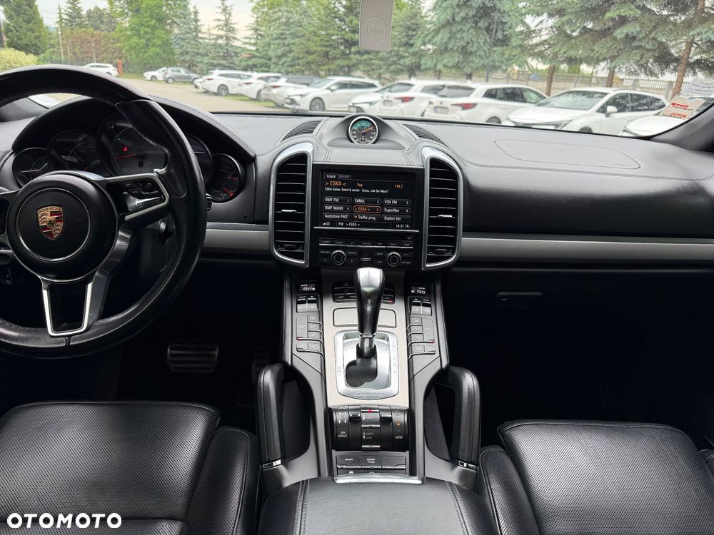 Porsche Cayenne - 13