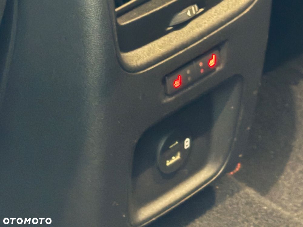 Ford Kuga 2.5 Duratec PHEV ST-LINE - 18