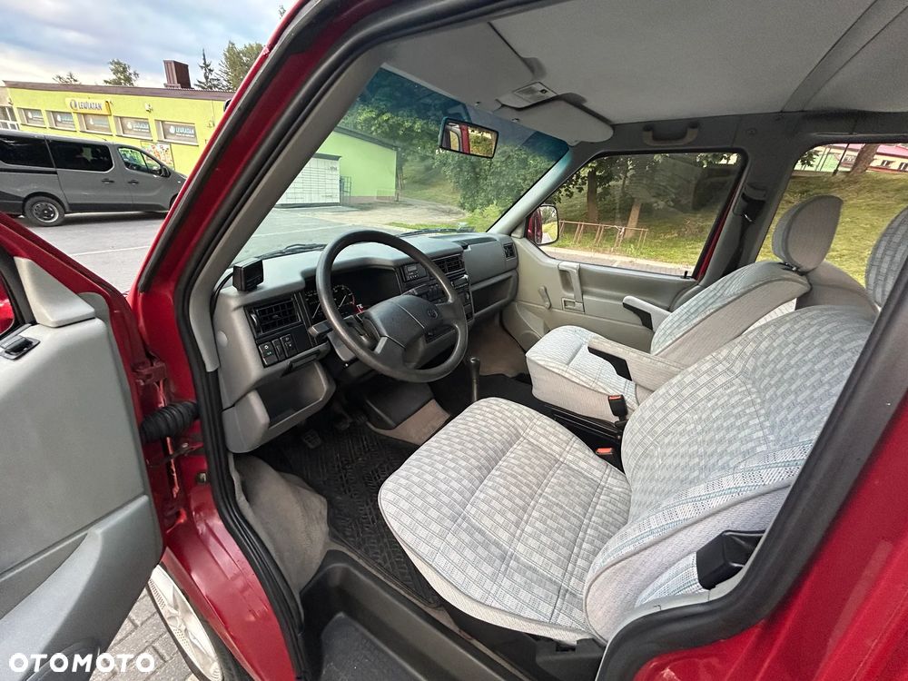 Volkswagen Multivan Standard - 4