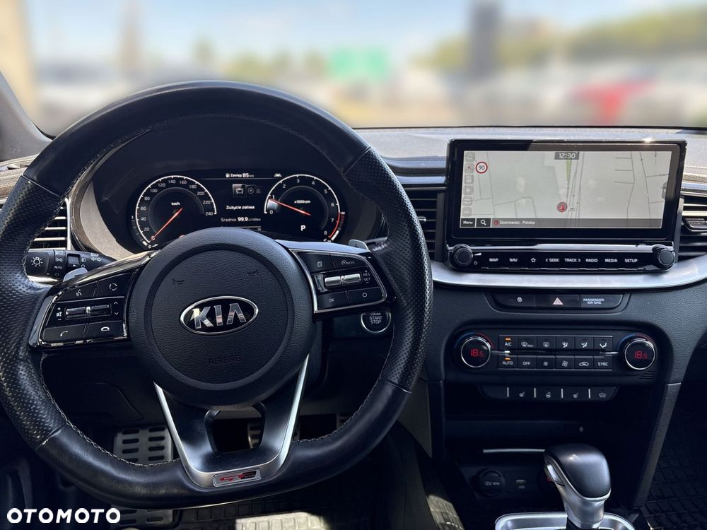 Kia ProCeed - 13