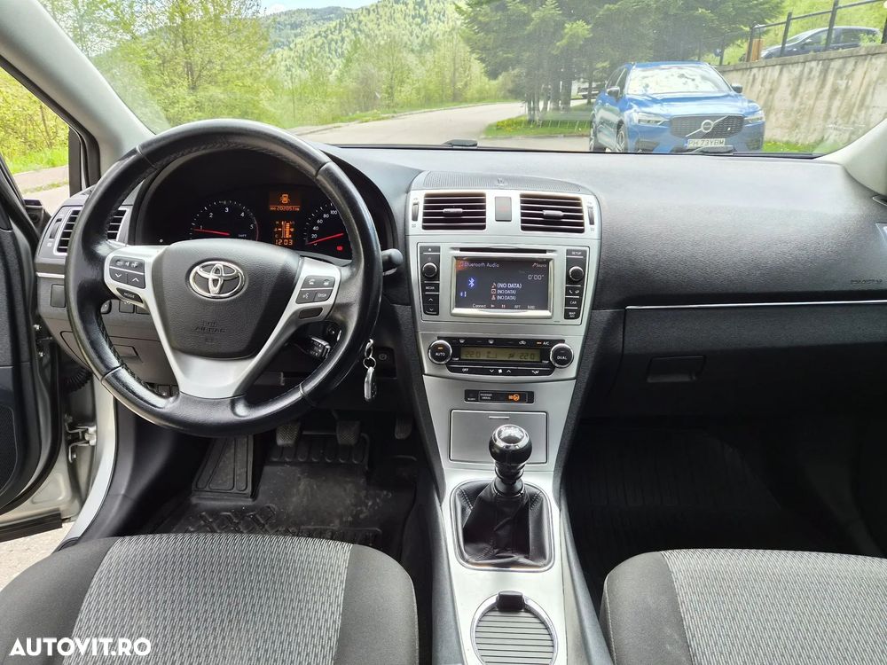Toyota Avensis 2.0 D-4D Elegance - 7