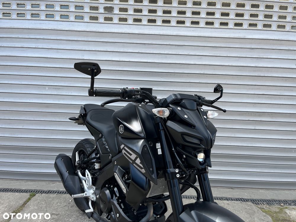 Yamaha MT - 27