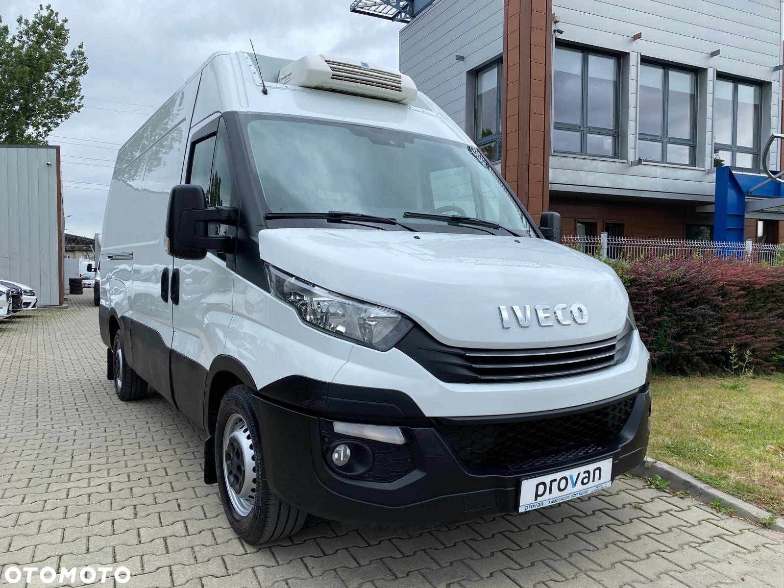 Iveco DAILY 35-140 HI-MATIC CHŁODNIA THERMO KING V200 MAX L2H2 - 5