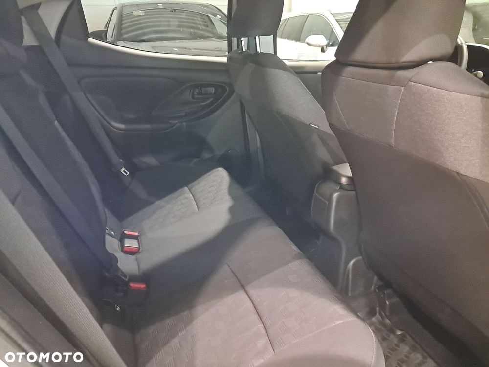 Toyota Yaris Hybrid 1.5 Style - 10