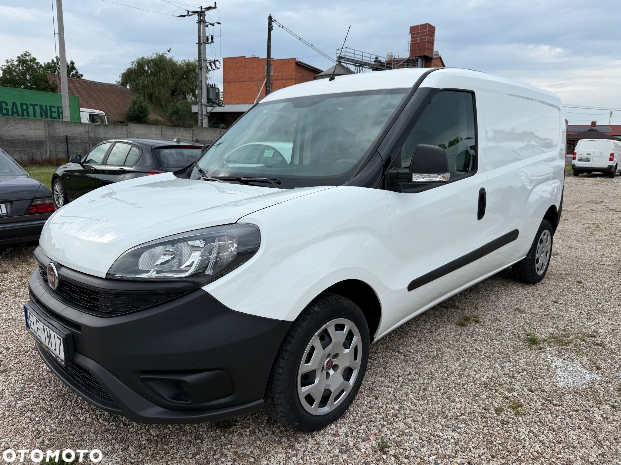 Fiat DOBLO MAXI 1.4 TJET 120 KM 87000 KM IDEALNY STAN JAK NOWY OKAZJA 100% PEWNY - 1