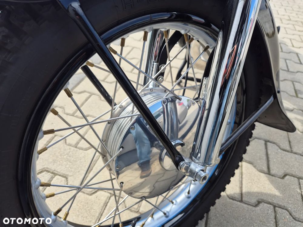 Simson Inny - 16