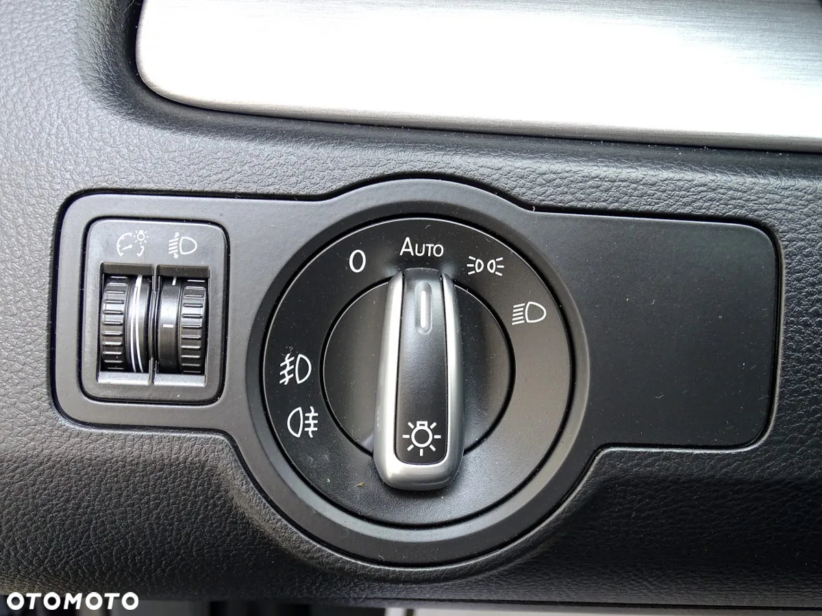 Volkswagen Passat 2.0 TDI Comfortline DSG - 10