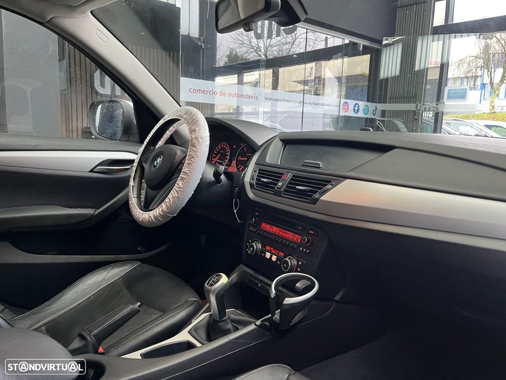 BMW X1 18 d sDrive - 9