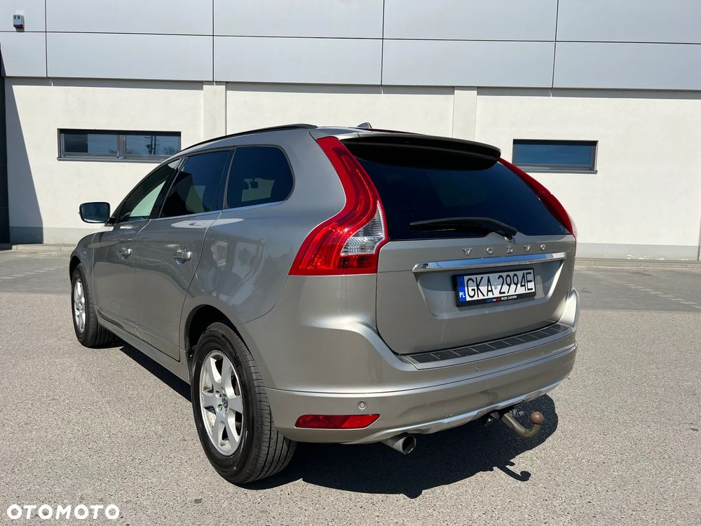 Volvo XC 60 D3 Geartronic Momentum - 12