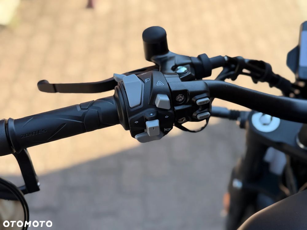 Zontes 125 C2 - 11