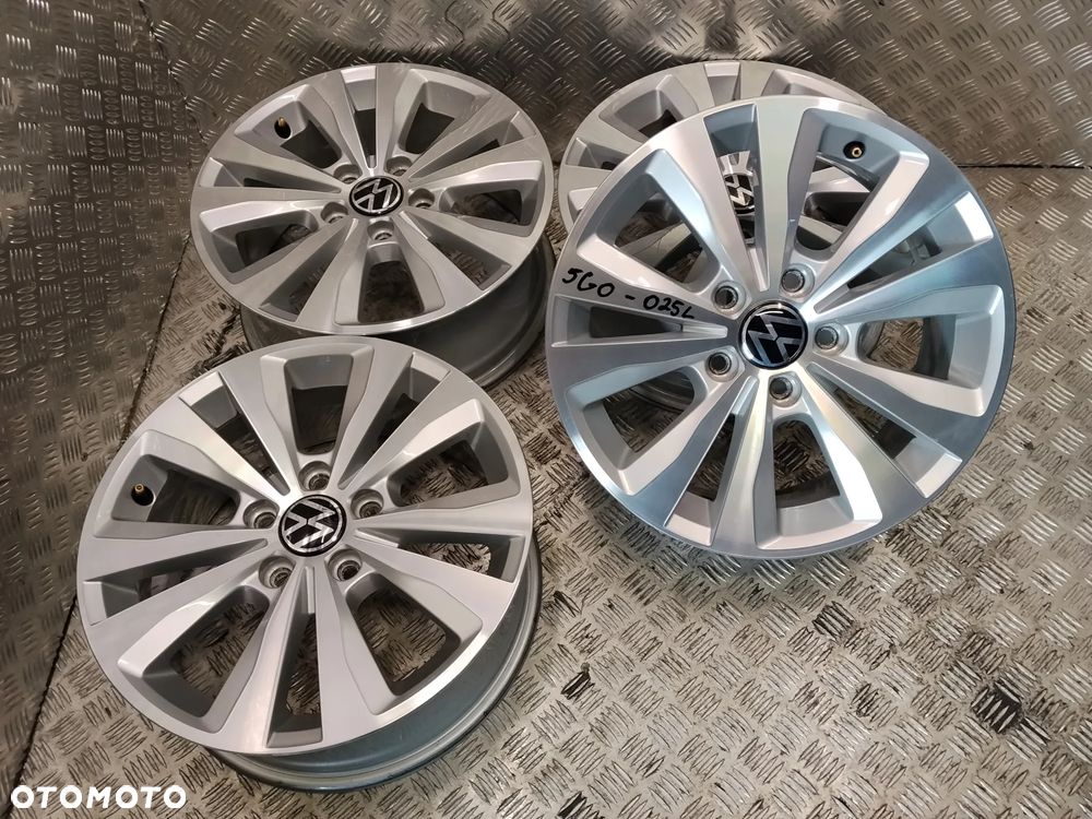 Felgi Vw Golf VI VII Passat Caddy T-Roc Tiguan Touran 6,5Jx16 et46 5x112 - 2