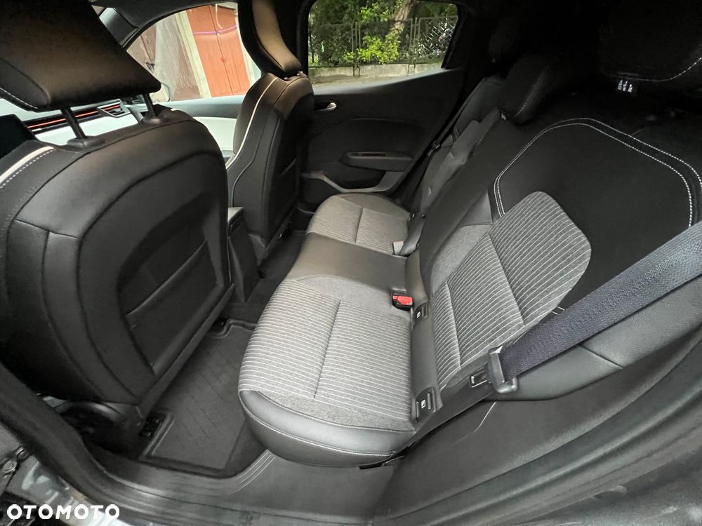 Renault Clio - 12
