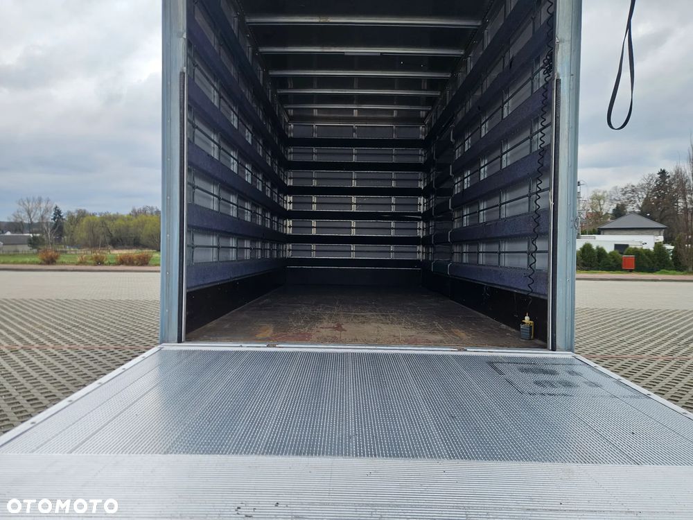 Iveco Daily 35-140, Hi-Matic Kontener plus winda 750 kg. - 16