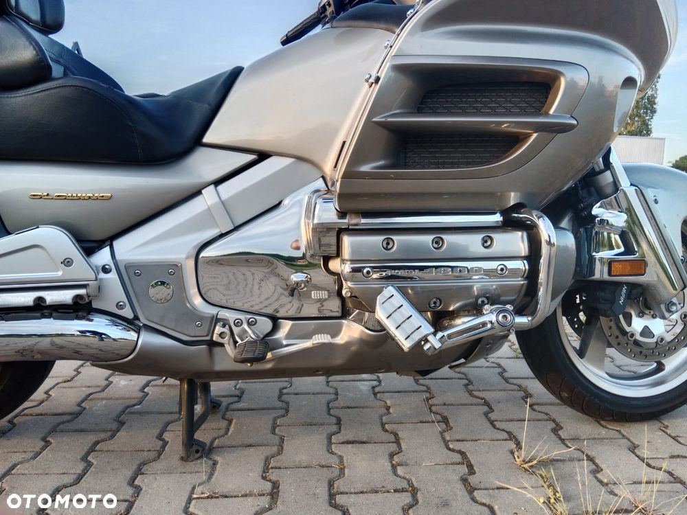Honda GL - 5