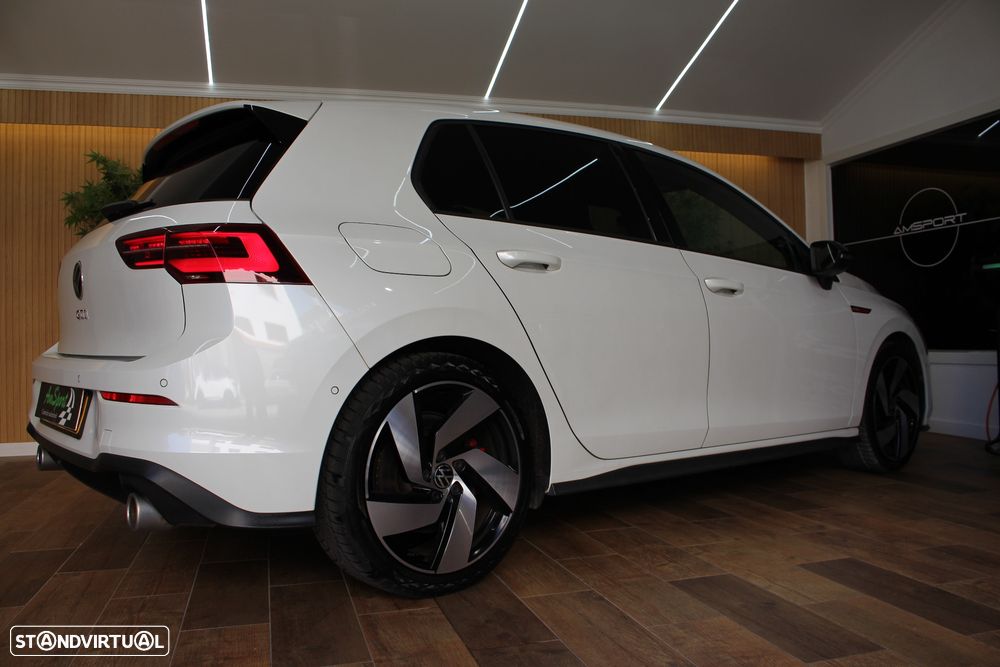 VW Golf 2.0 TSI GTI DSG - 28