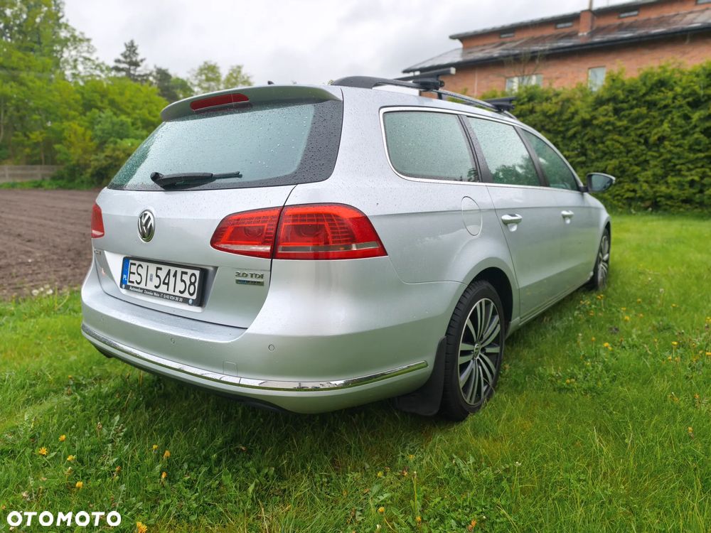 Volkswagen Passat 2.0 TDI Comfortline DSG - 3