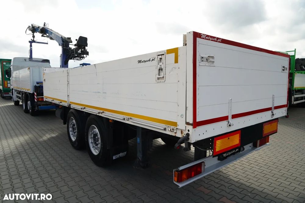Mercedes-Benz / ACTROS 2548 / 6x2 / Combinație platformă rabatabilă - 6,5 m / Axă liftantă / + HDS FASSI / Rază de acțiune: 10,85 m / FIFTH FIFTH FIRST REAR / ROTATOR / FURCĂ PENTRU PALEȚI / Remorcă 6,5 m / SAF / - 12