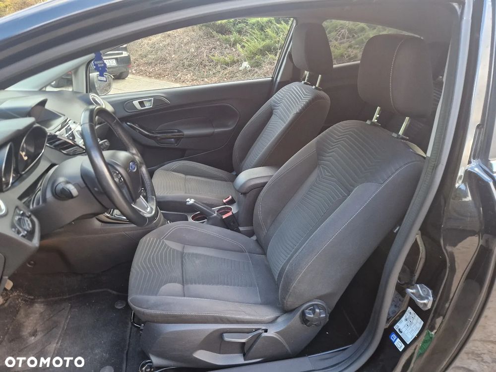 Ford Fiesta 1.6 TDCi Titanium - 15