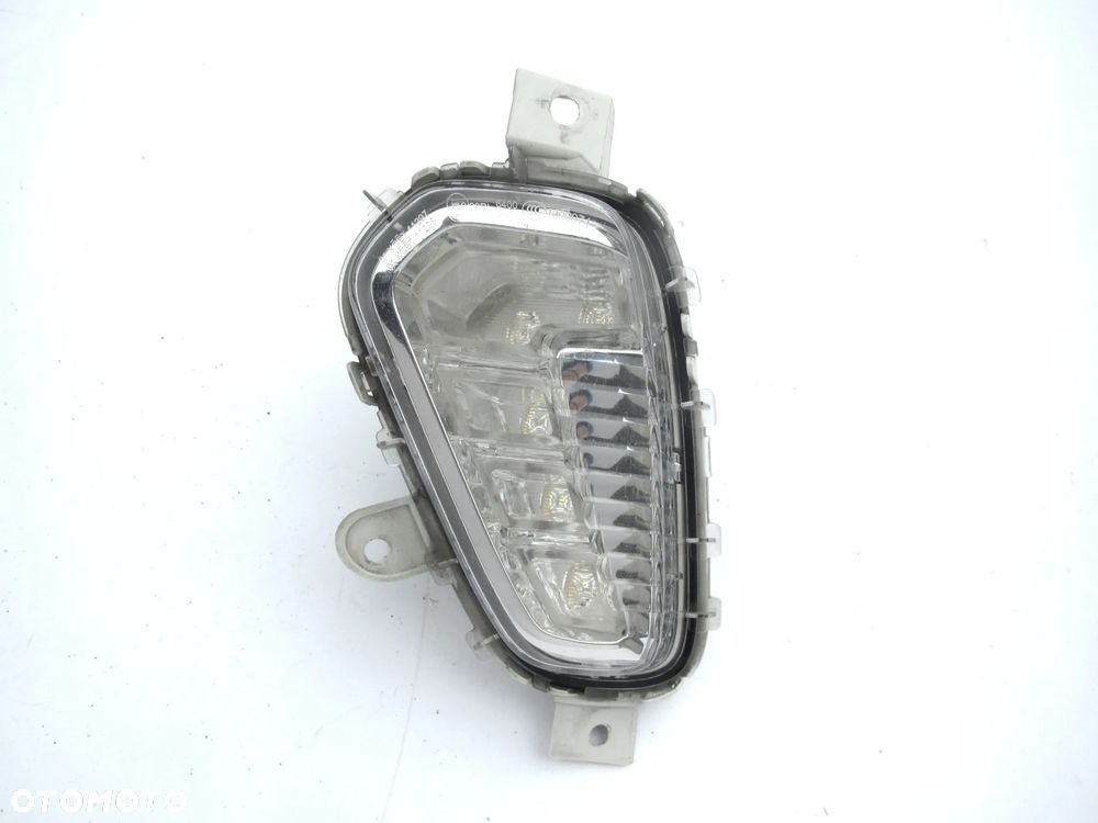 VOLVO V40 CC CROSS 2012 - halogen lampa LED DRL OE - 9