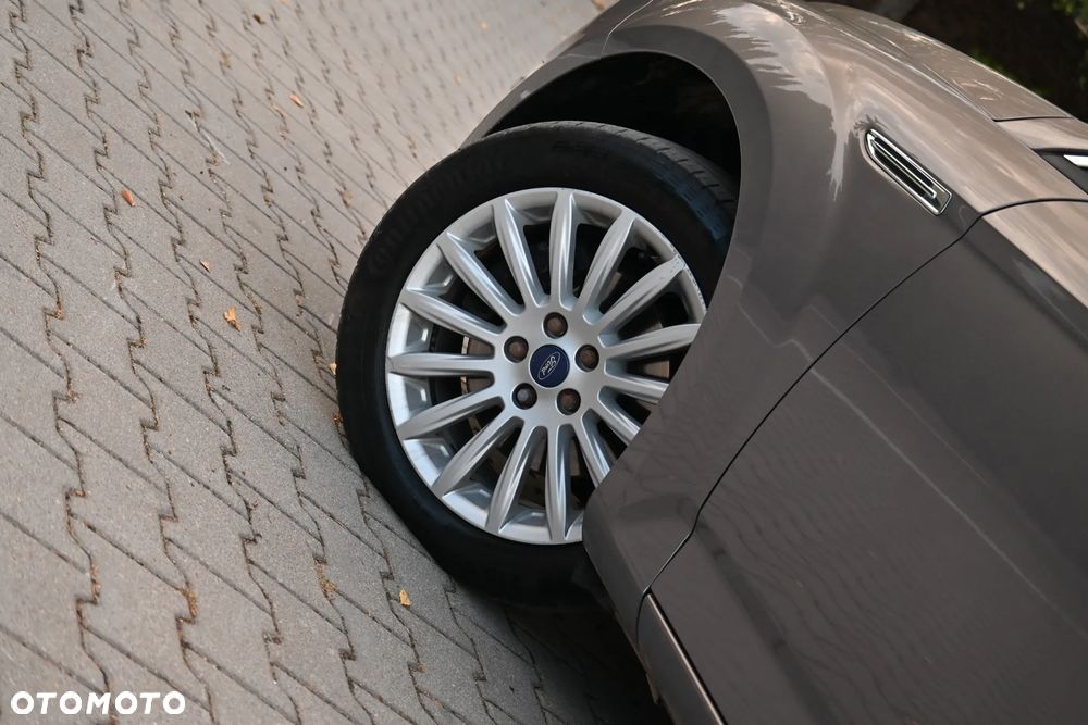 Ford Mondeo 2.0 TDCi Titanium - 18