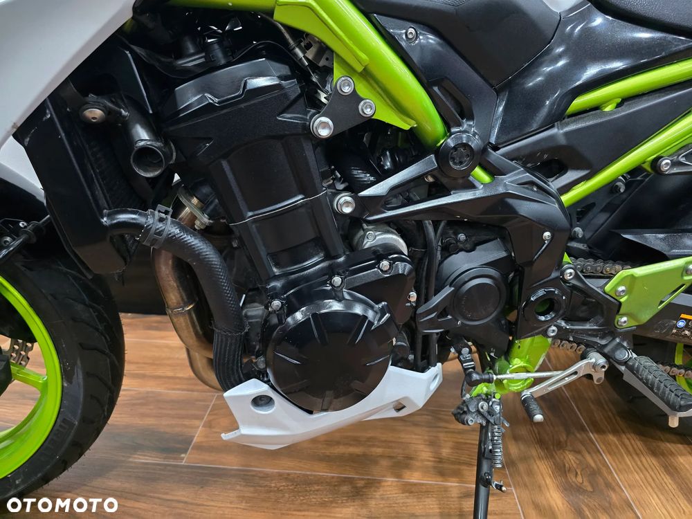 Kawasaki Z - 11