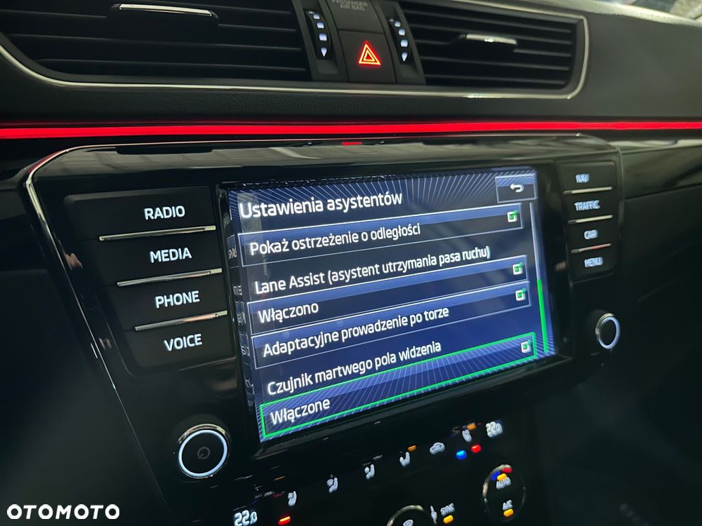 Skoda Superb 2.0 TDI 4x4 L&K DSG - 27