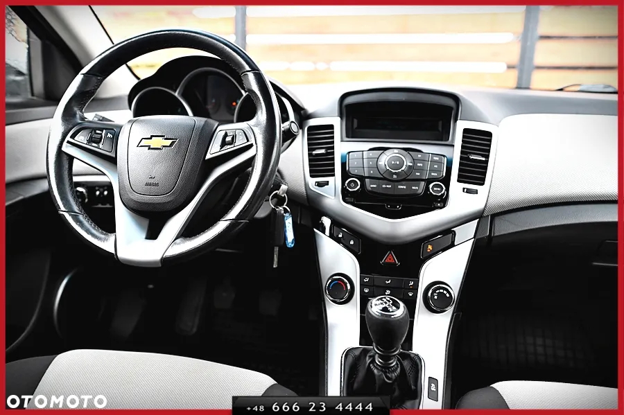 Chevrolet Cruze 1.6 LT+ - 17