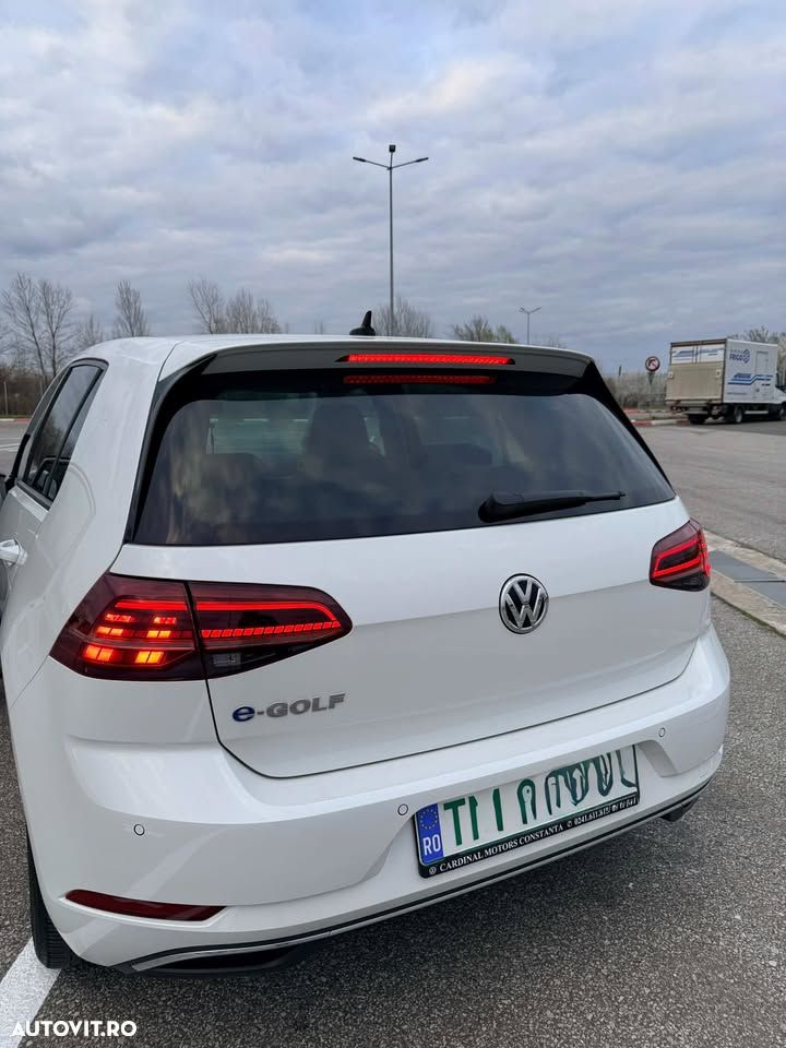 Volkswagen e-Golf - 2