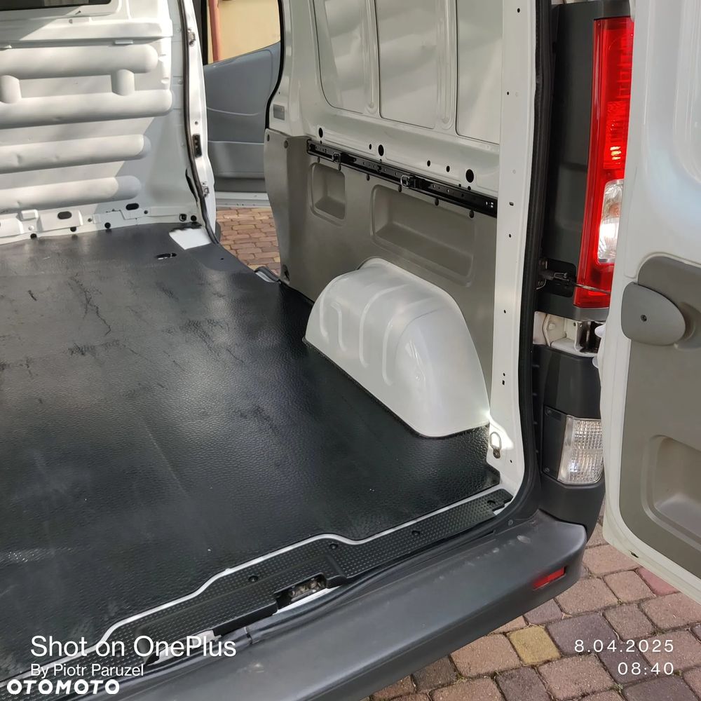 Opel Vivaro 2.0 CDTI  Wersja LONG-DŁUGI - 11