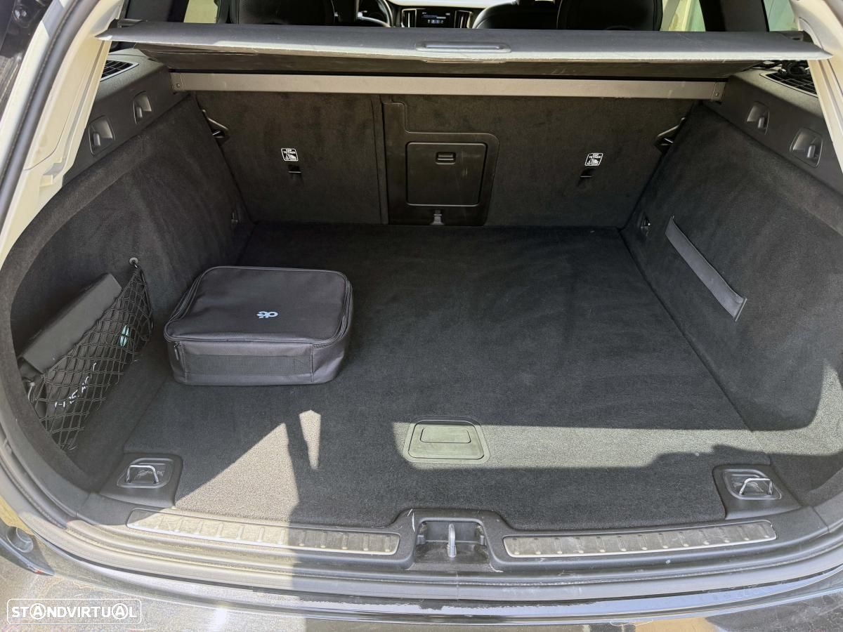Volvo V60 2.0 T8 AWD TE Inscription - 19