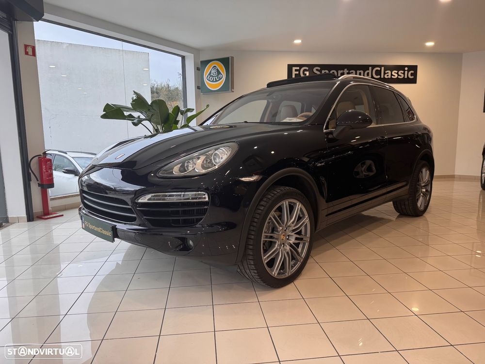 Porsche Cayenne - 2