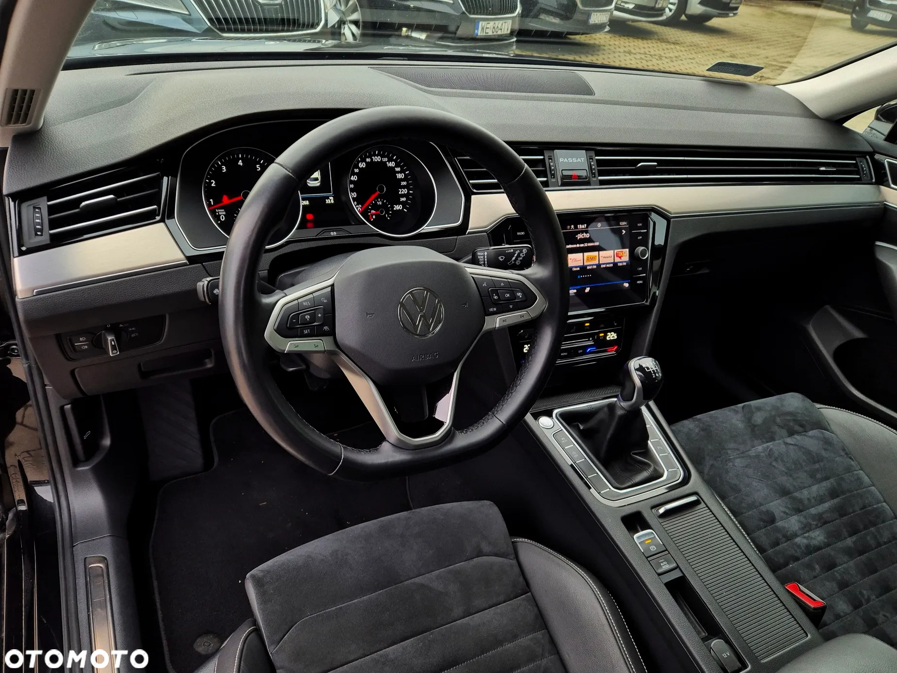 Volkswagen Passat 1.5 TSI EVO Elegance - 9