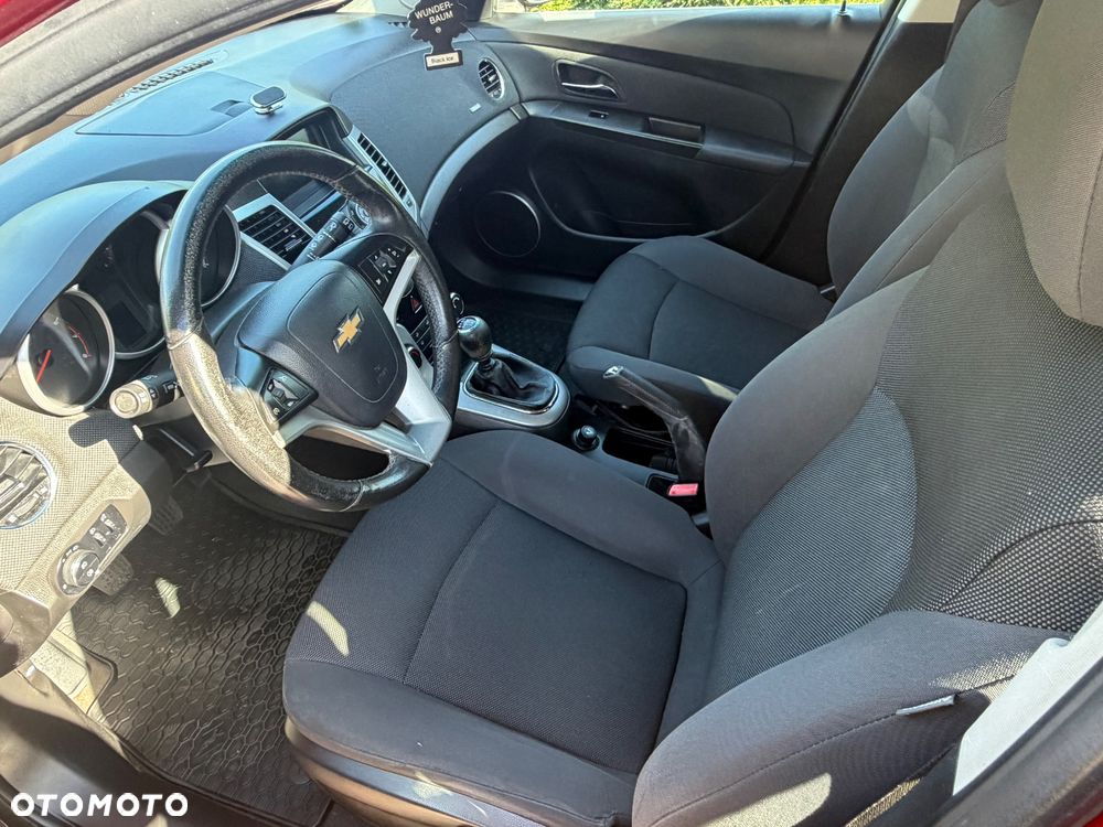 Chevrolet Cruze 1.6 LT+ - 8