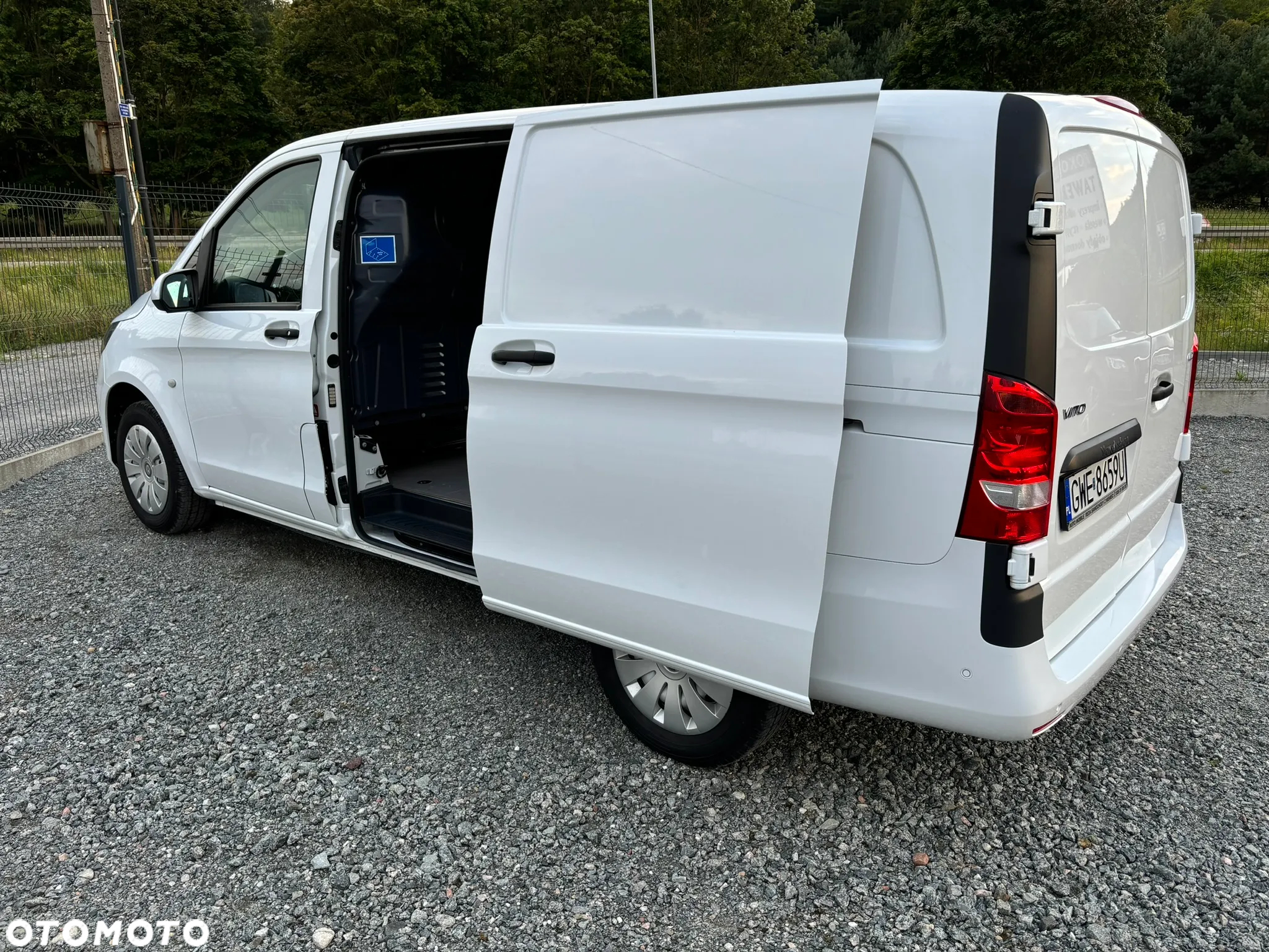 Mercedes-Benz VITO 2,0CDI Long Przebieg 37tyś km Faktura Vat - 2