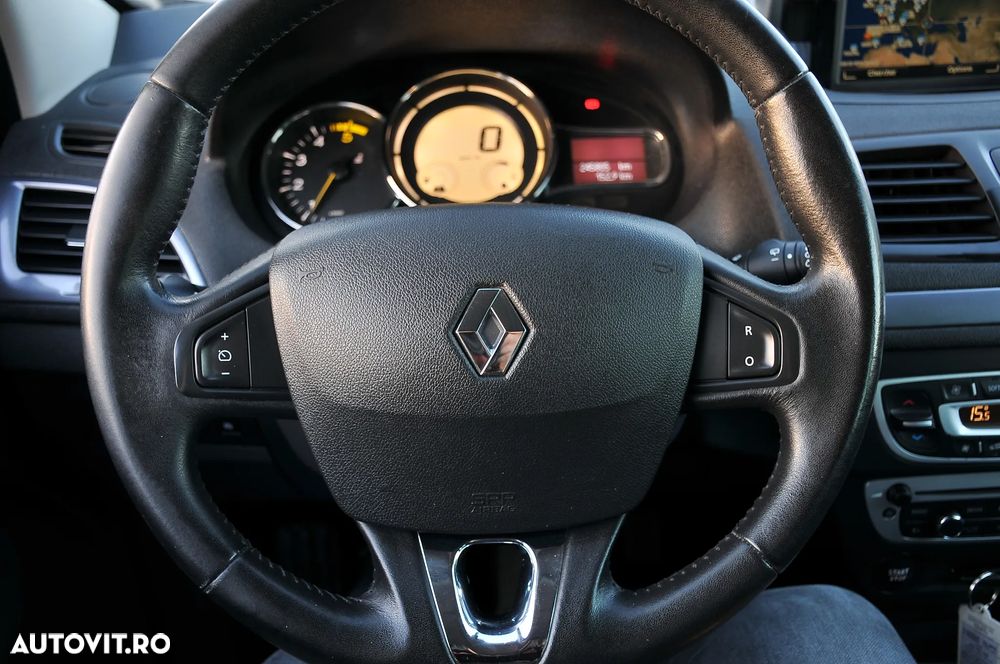 Renault Megane ENERGY dCi Intens - 14