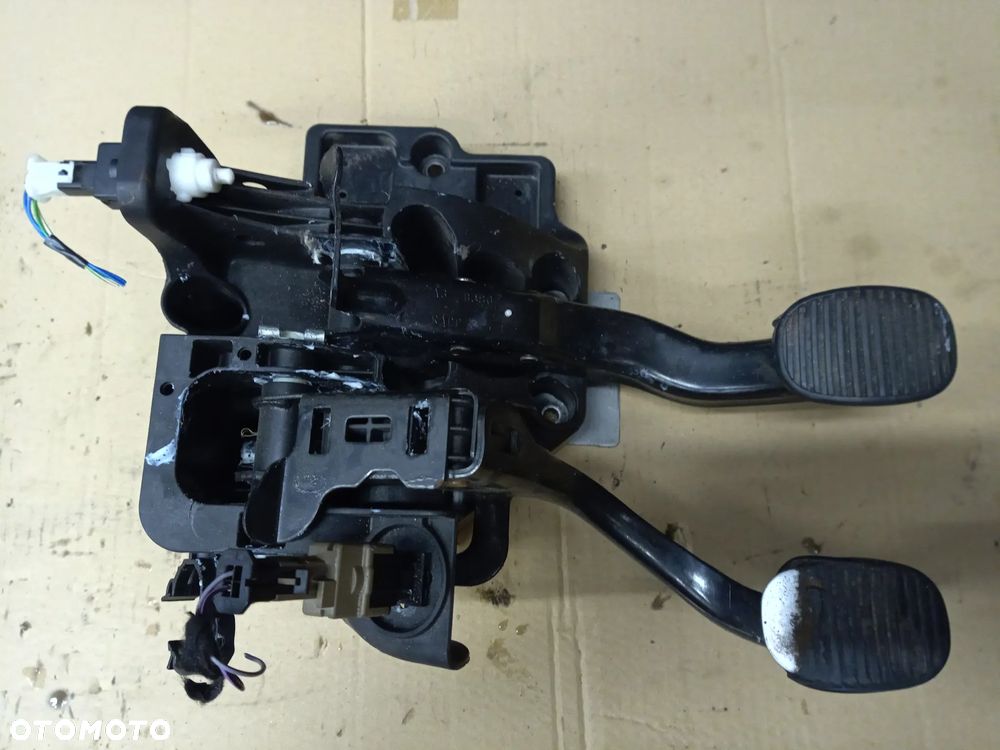 Fiat Stilo 06 pedal sprzegla hamulca - 4