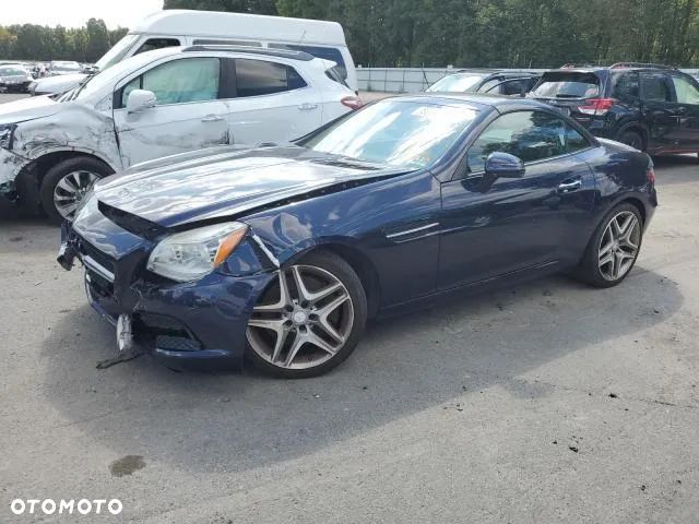 Mercedes-Benz SLK 350 (BlueEFFICIENCY) 7G-TRONIC - 26