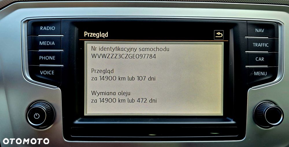 Volkswagen Passat 1.6 TDI (BlueMotion Technology) DSG Comfortline - 13